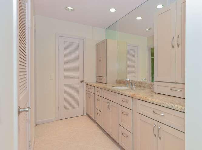 437 French Royale Circle Property Photo 31
