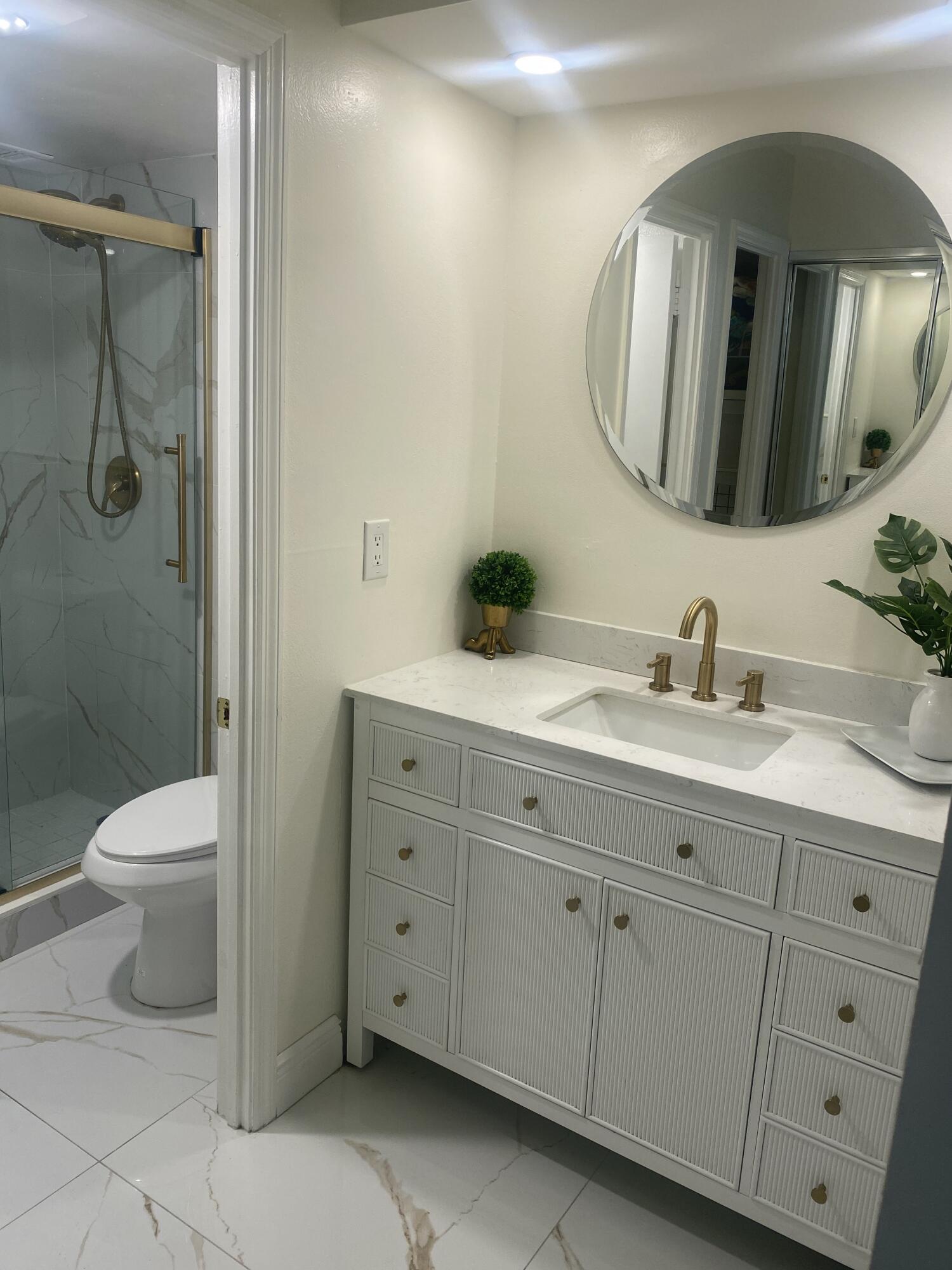 7001 Environ Boulevard 403 Property Photo 19