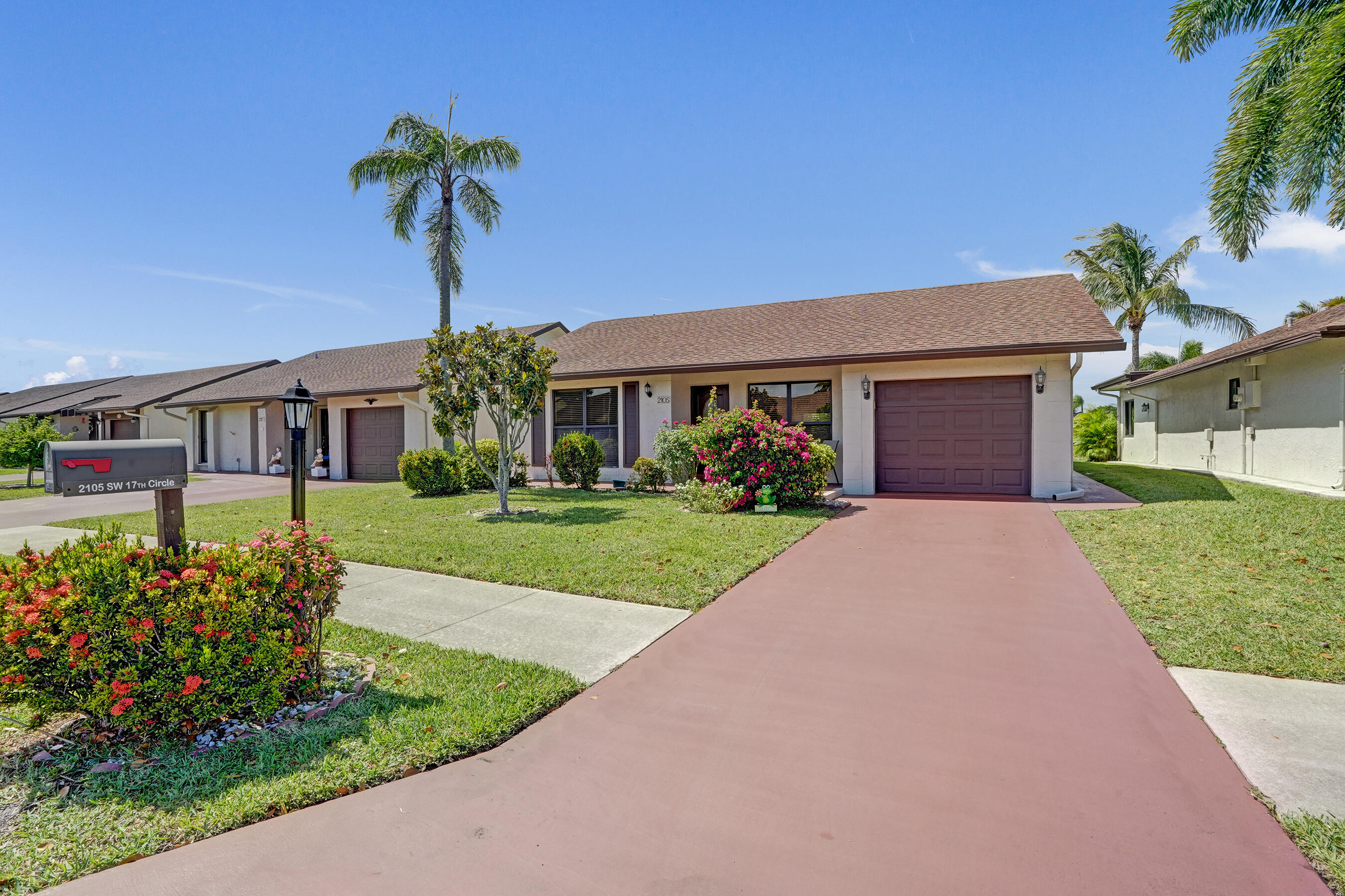 2105 Sw 17th Circle Property Photo 1