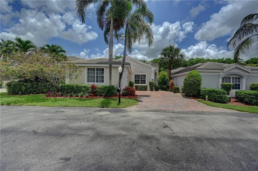 8171 Hampton Wood Drive Property Photo 60