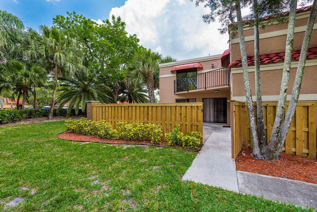 8050 Severn Drive C Property Photo 2