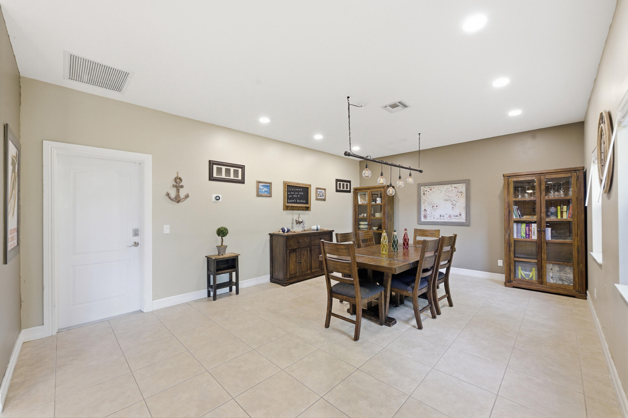 2750 Sw Cornell Avenue Property Photo 2