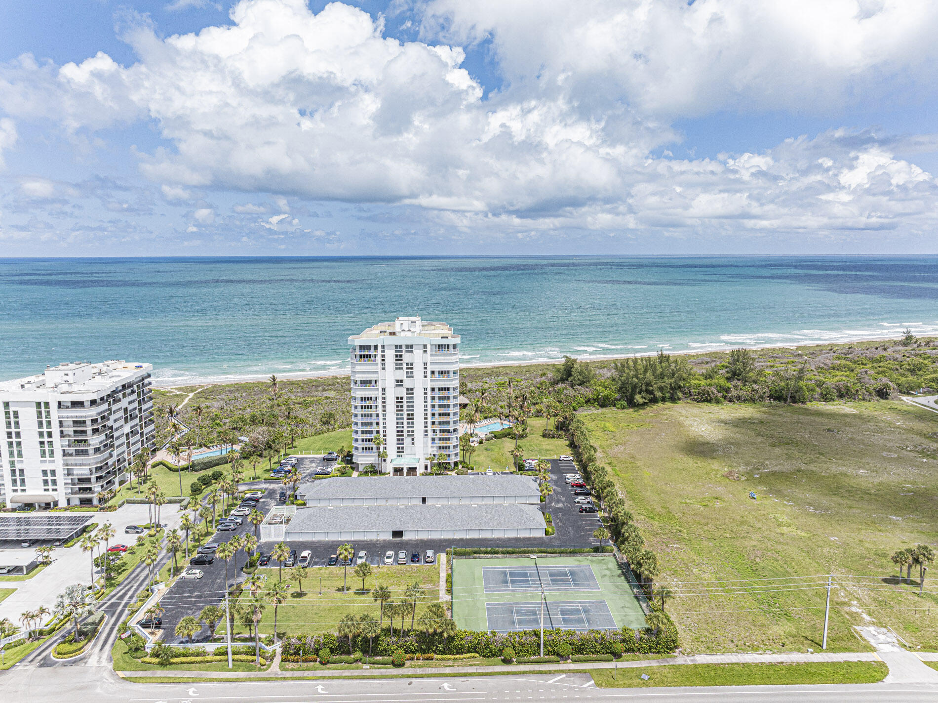 2700 N Highway A1a 305 Property Photo 2
