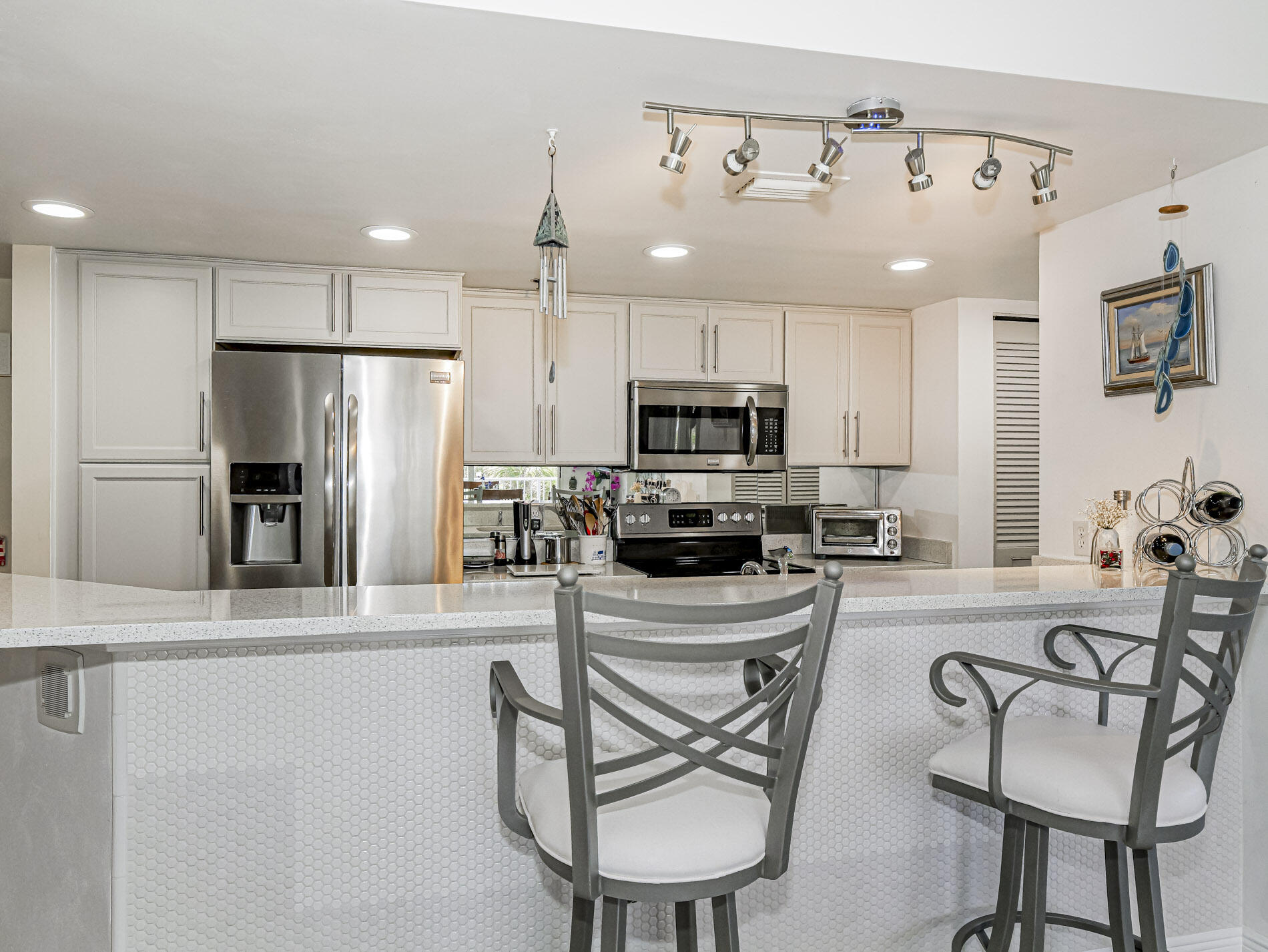 2700 N Highway A1a 305 Property Photo 13