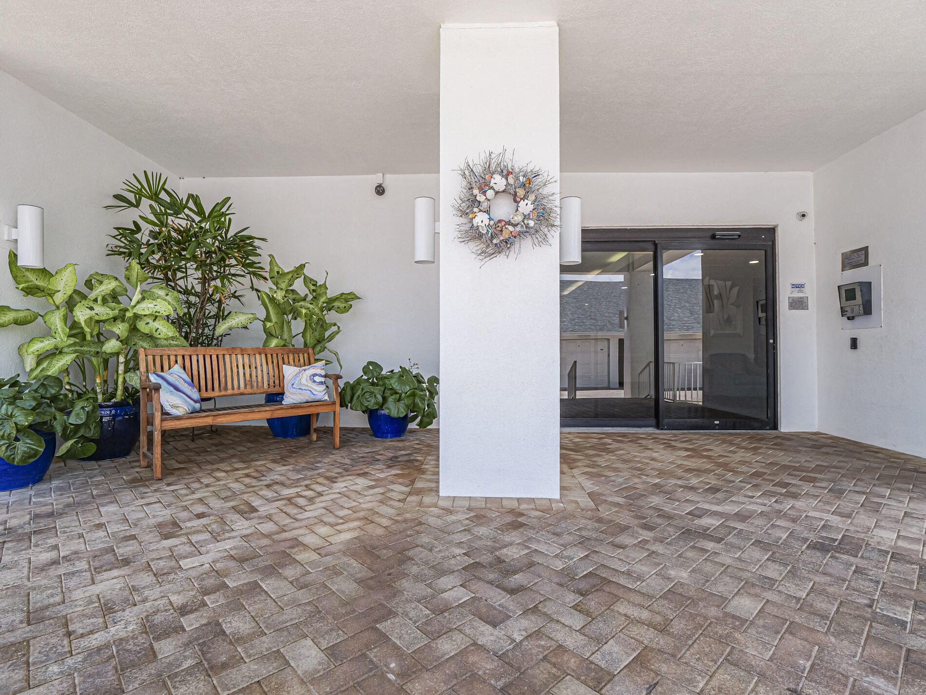 2700 N Highway A1a 305 Property Photo 36