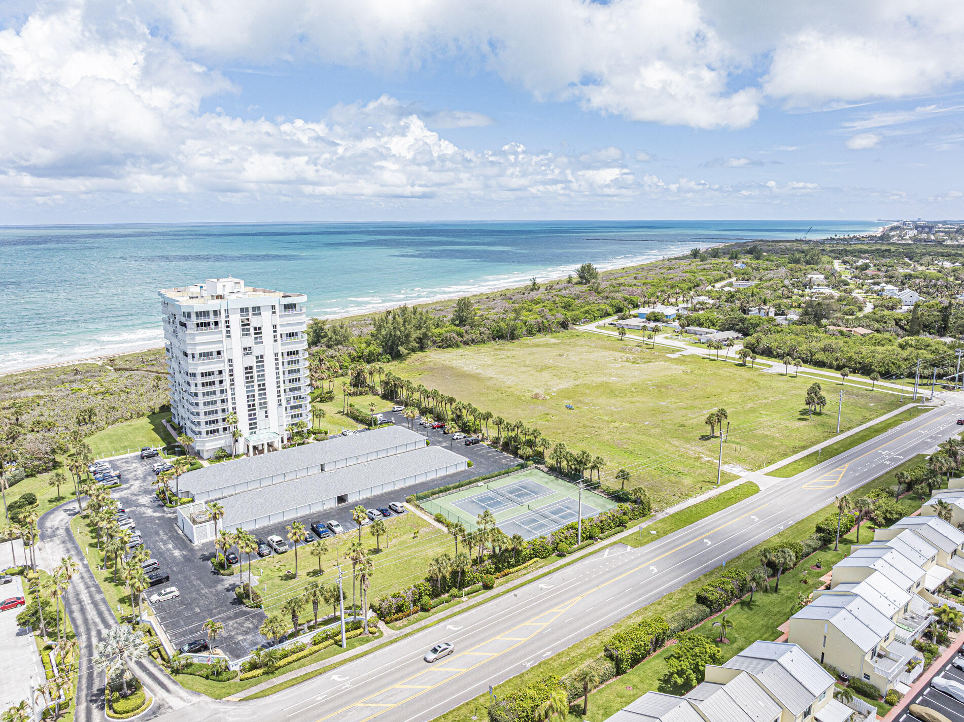 2700 N Highway A1a 305 Property Photo 57