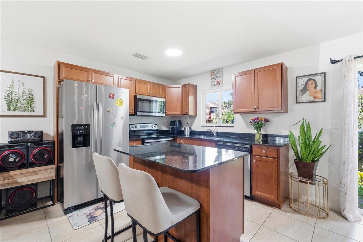 1340 SW 53rd Avenue