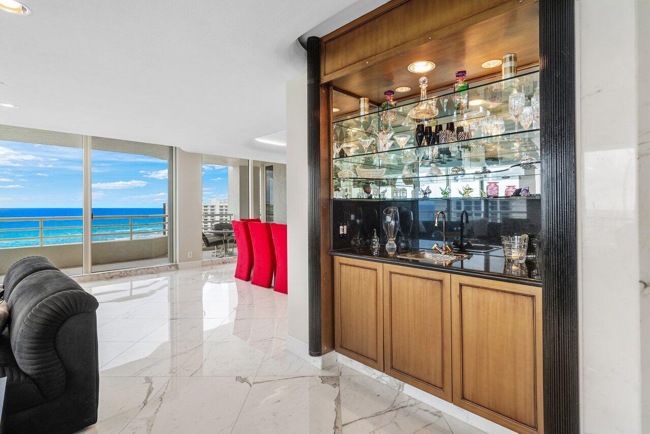 4201 N Ocean Boulevard 1801 Property Photo 7