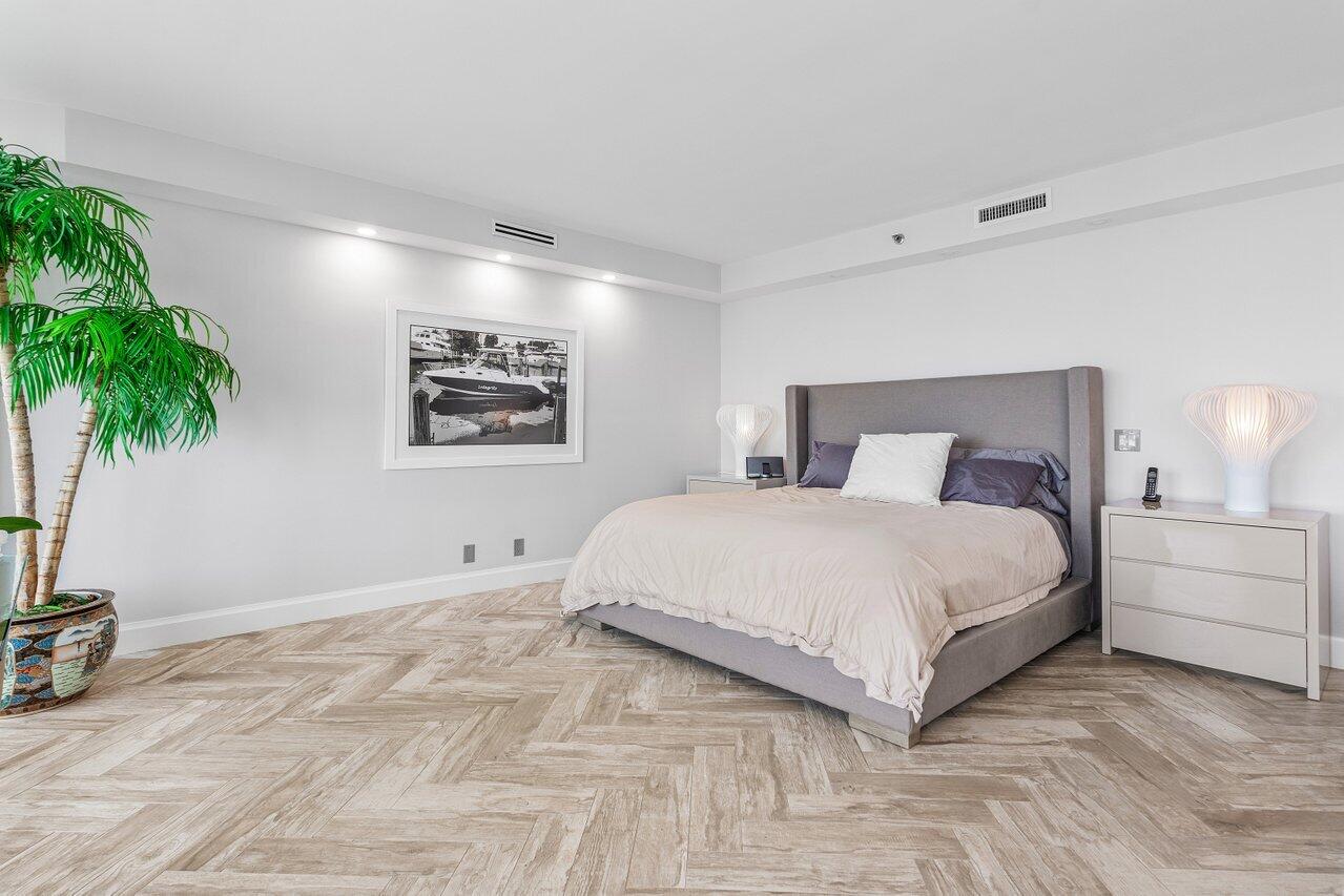4201 N Ocean Boulevard 1801 Property Photo 17