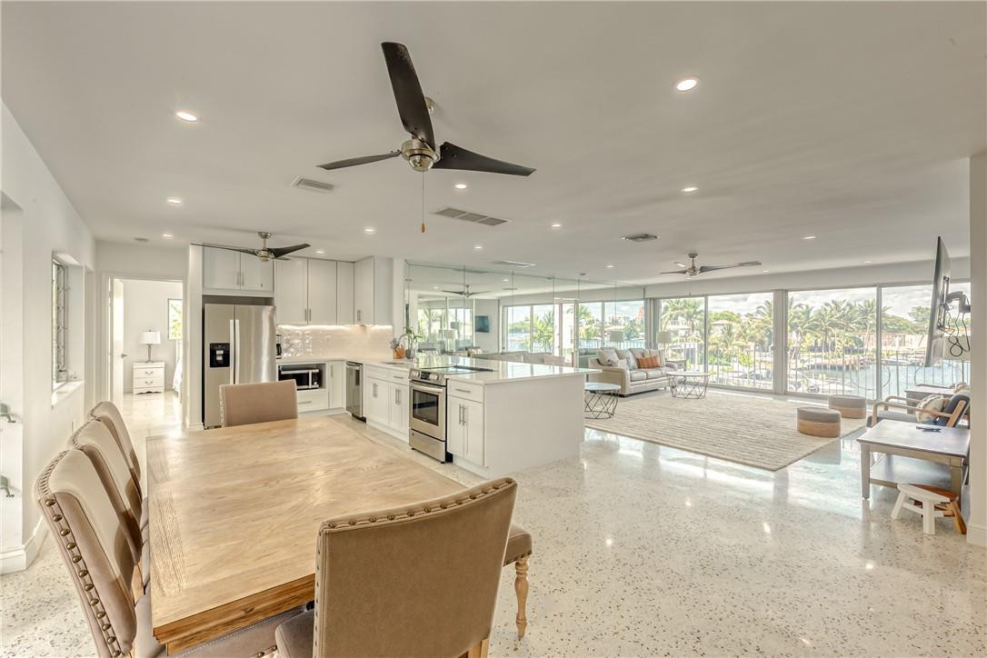 2717 Yacht Club Boulevard 6e Property Photo 3
