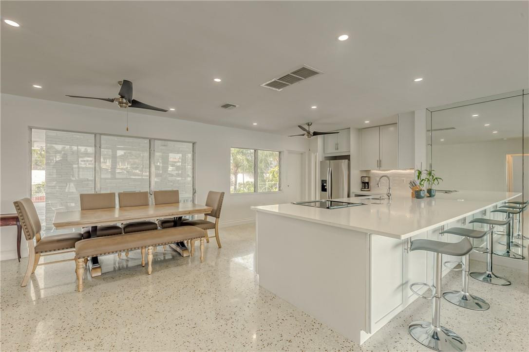 2717 Yacht Club Boulevard 6e Property Photo 9