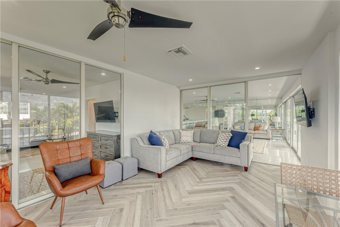 2717 Yacht Club Boulevard 6e Property Photo 16