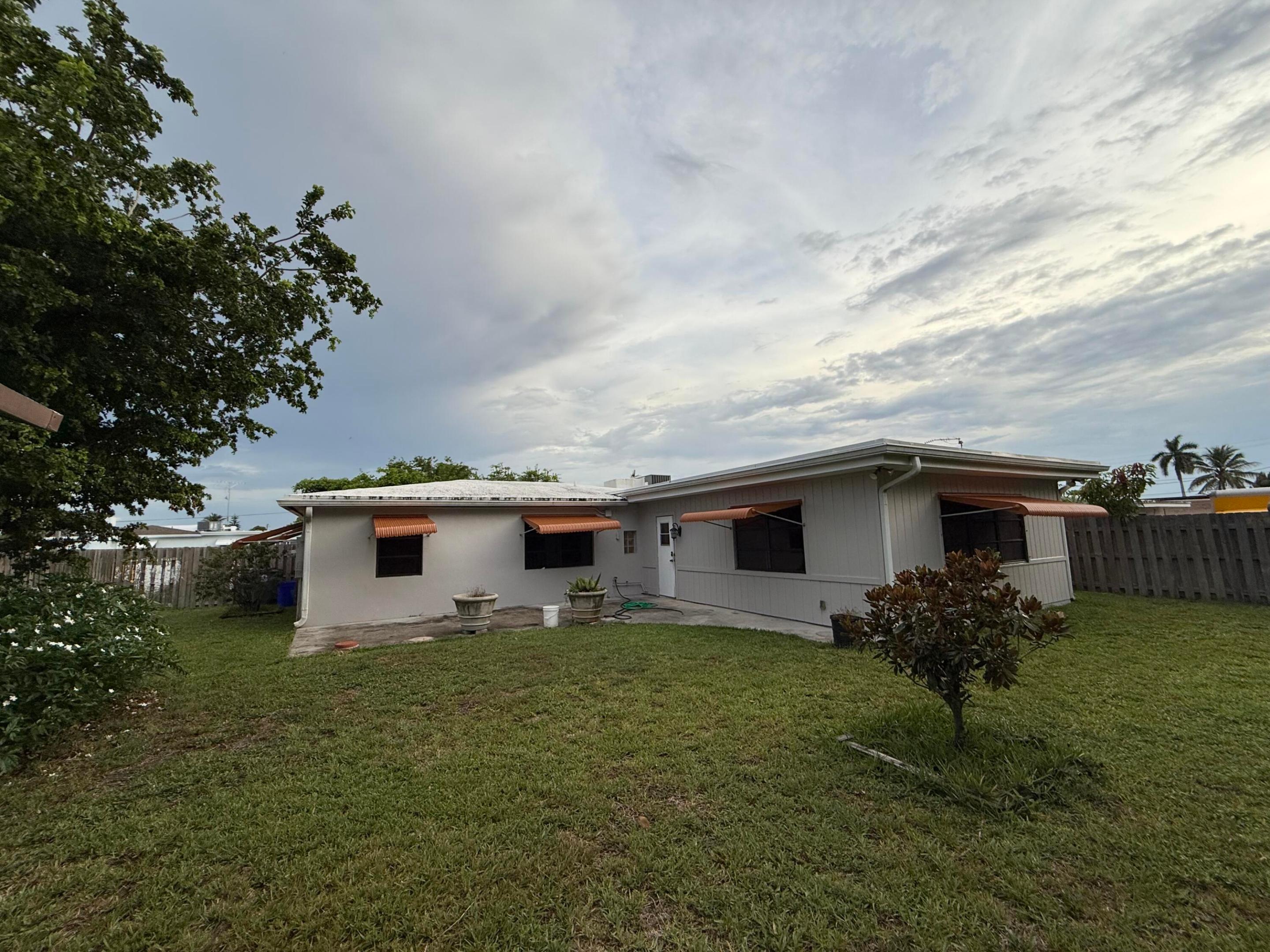 817 Elm Road Property Photo 2