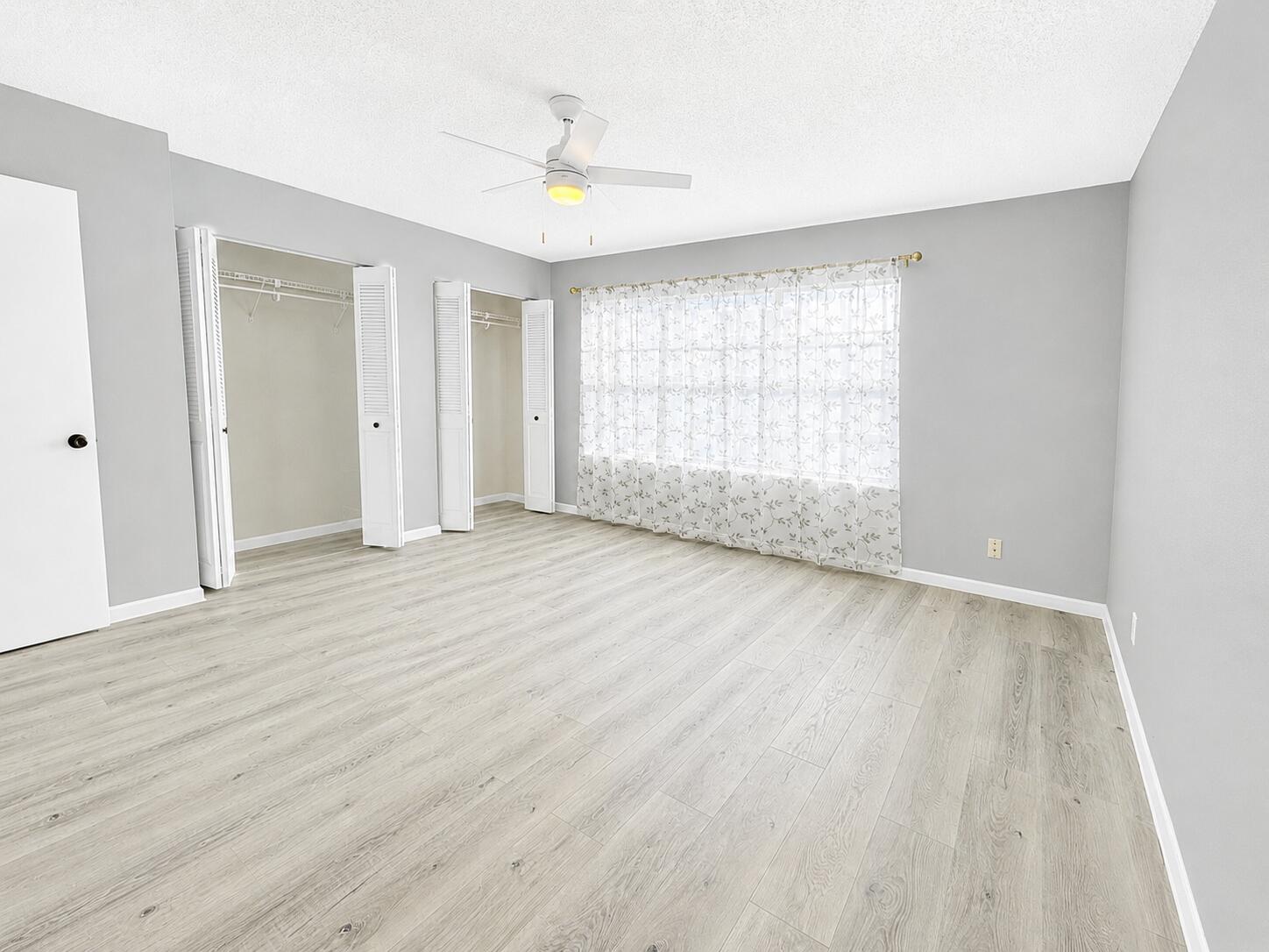 222 Foxtail Drive E Property Photo 9
