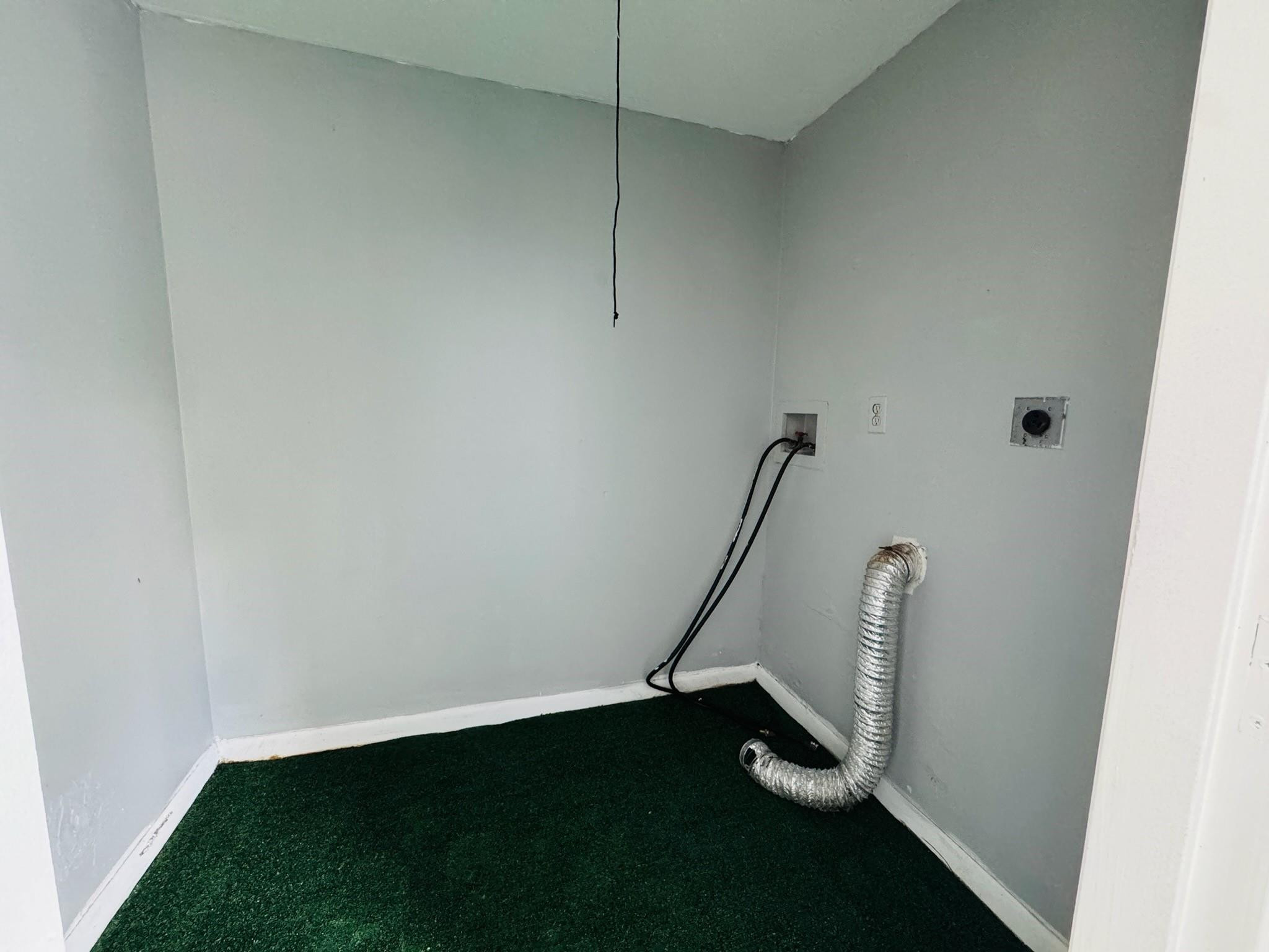 222 Foxtail Drive E Property Photo 17