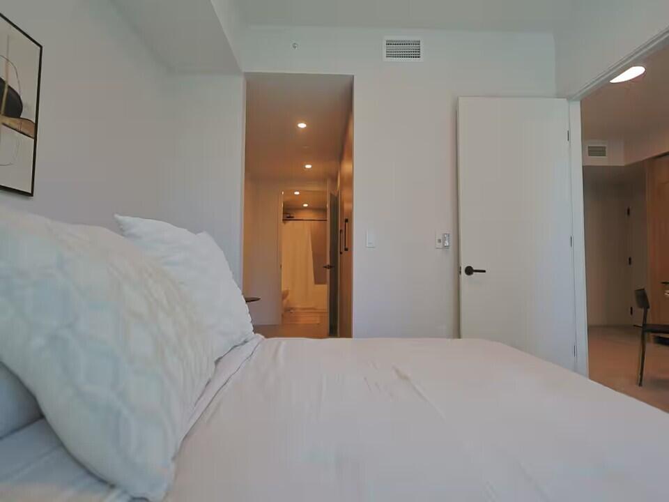 121 Ne 5th Street 1506 Property Photo 6