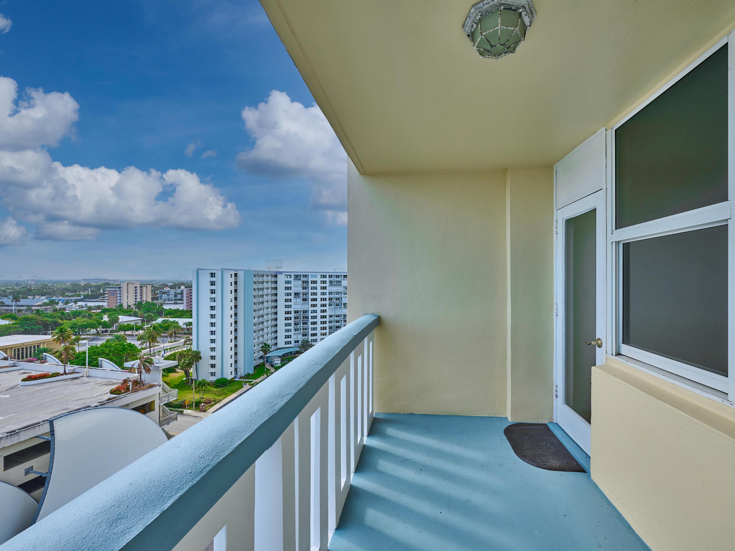 305 N Pompano Beach Boulevard 1204 Property Photo 11