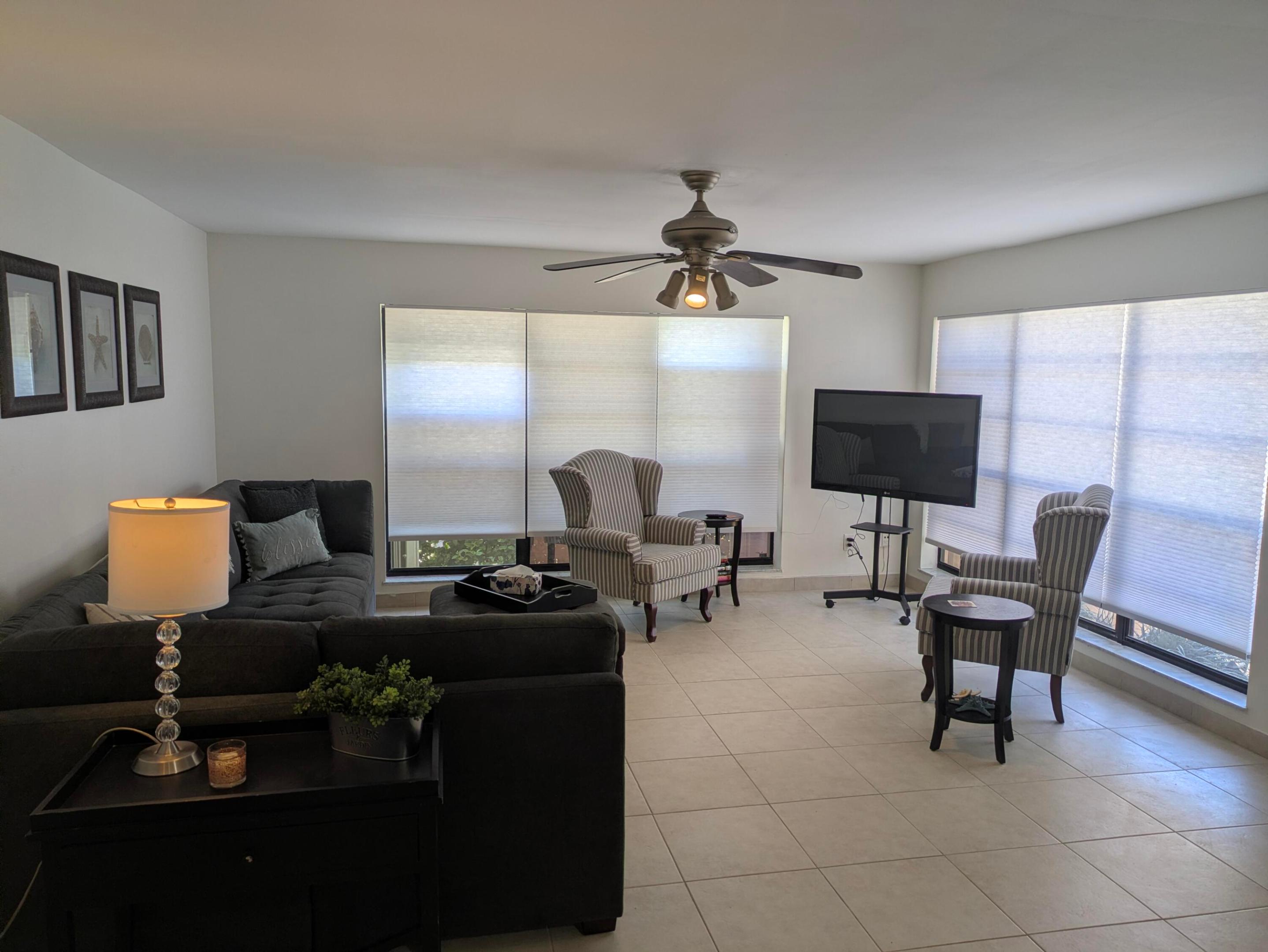 1772 Gulfstream Avenue E1 Property Photo 3
