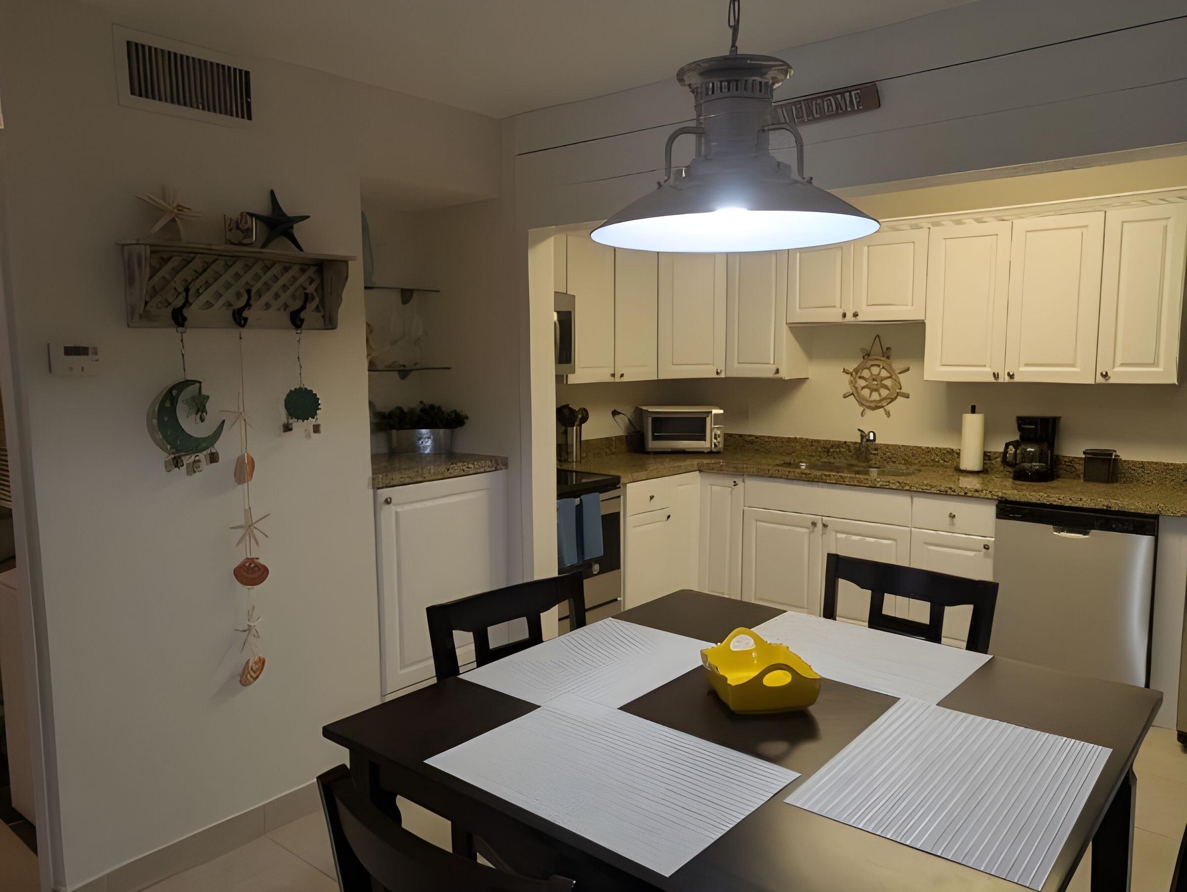 1772 Gulfstream Avenue E1 Property Photo 10