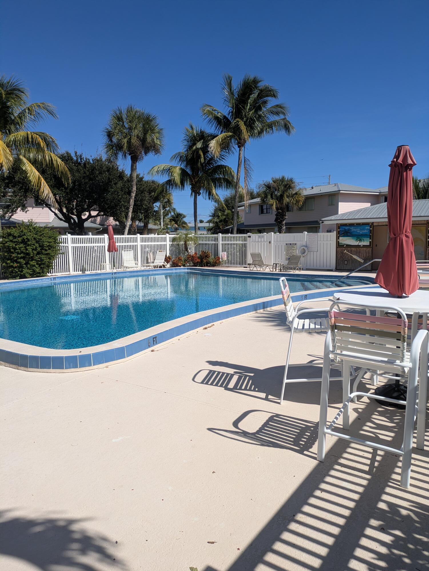 1772 Gulfstream Avenue E1 Property Photo 25