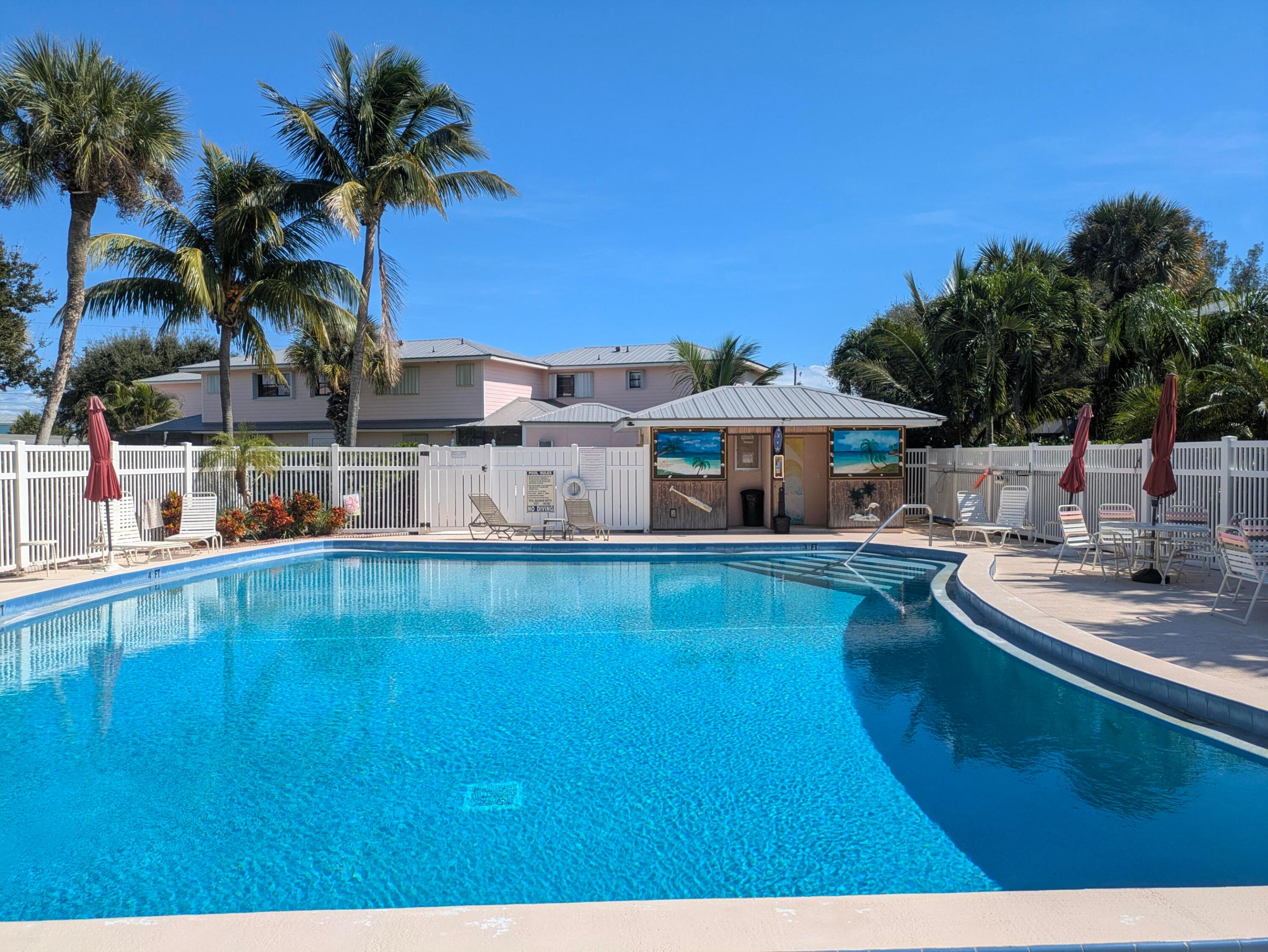 1772 Gulfstream Avenue E1 Property Photo 27
