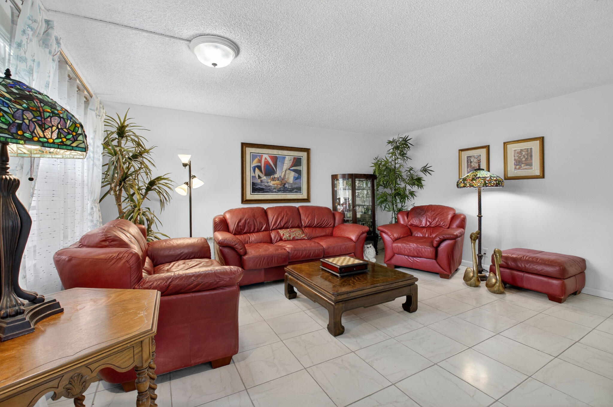 502 Normandy K Property Photo 3