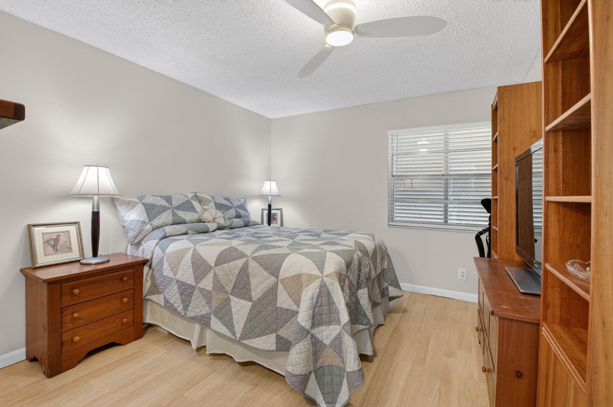 502 Normandy K Property Photo 13