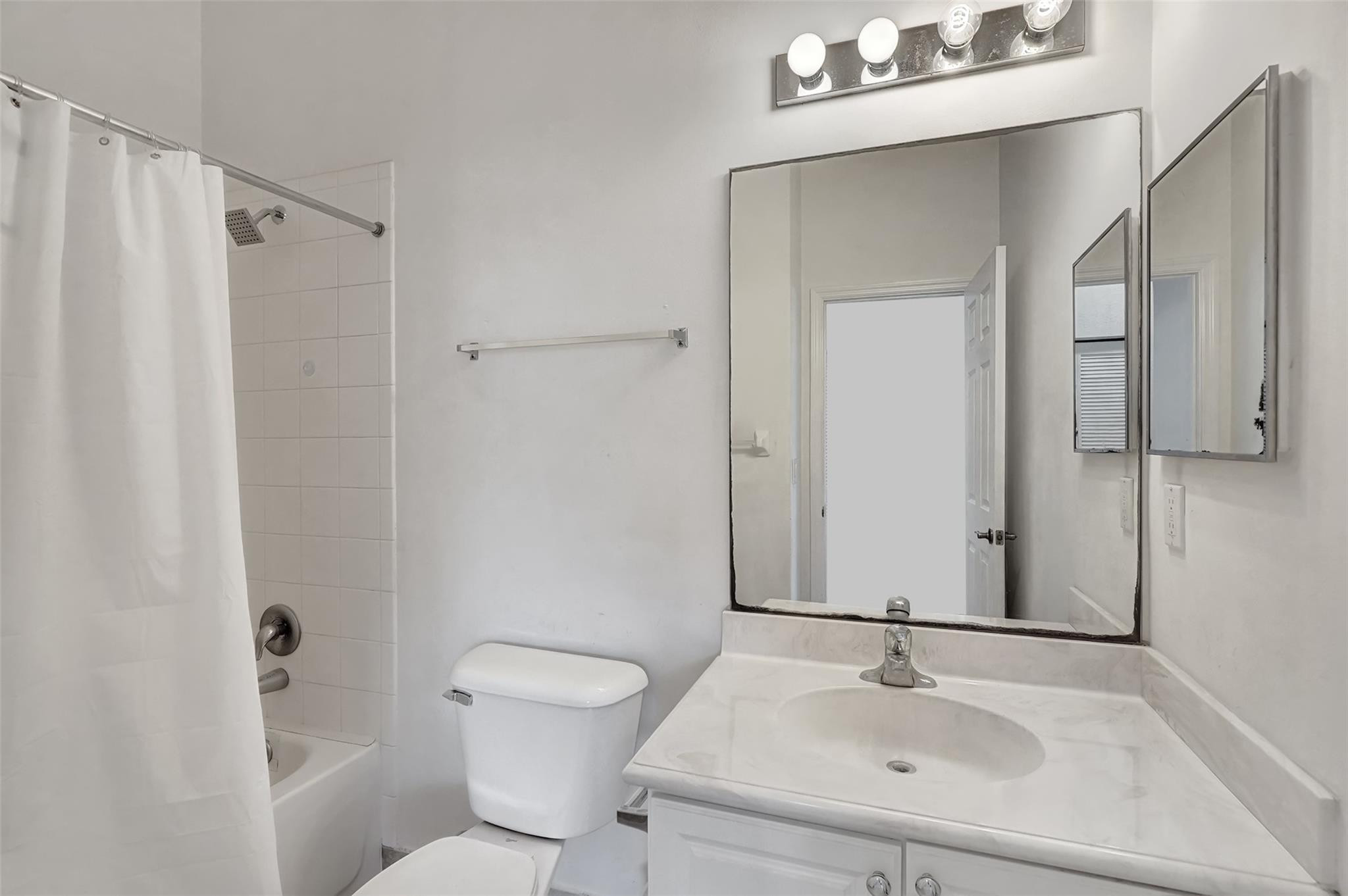 4941 E Bonsai Circle E 209 Property Photo 15