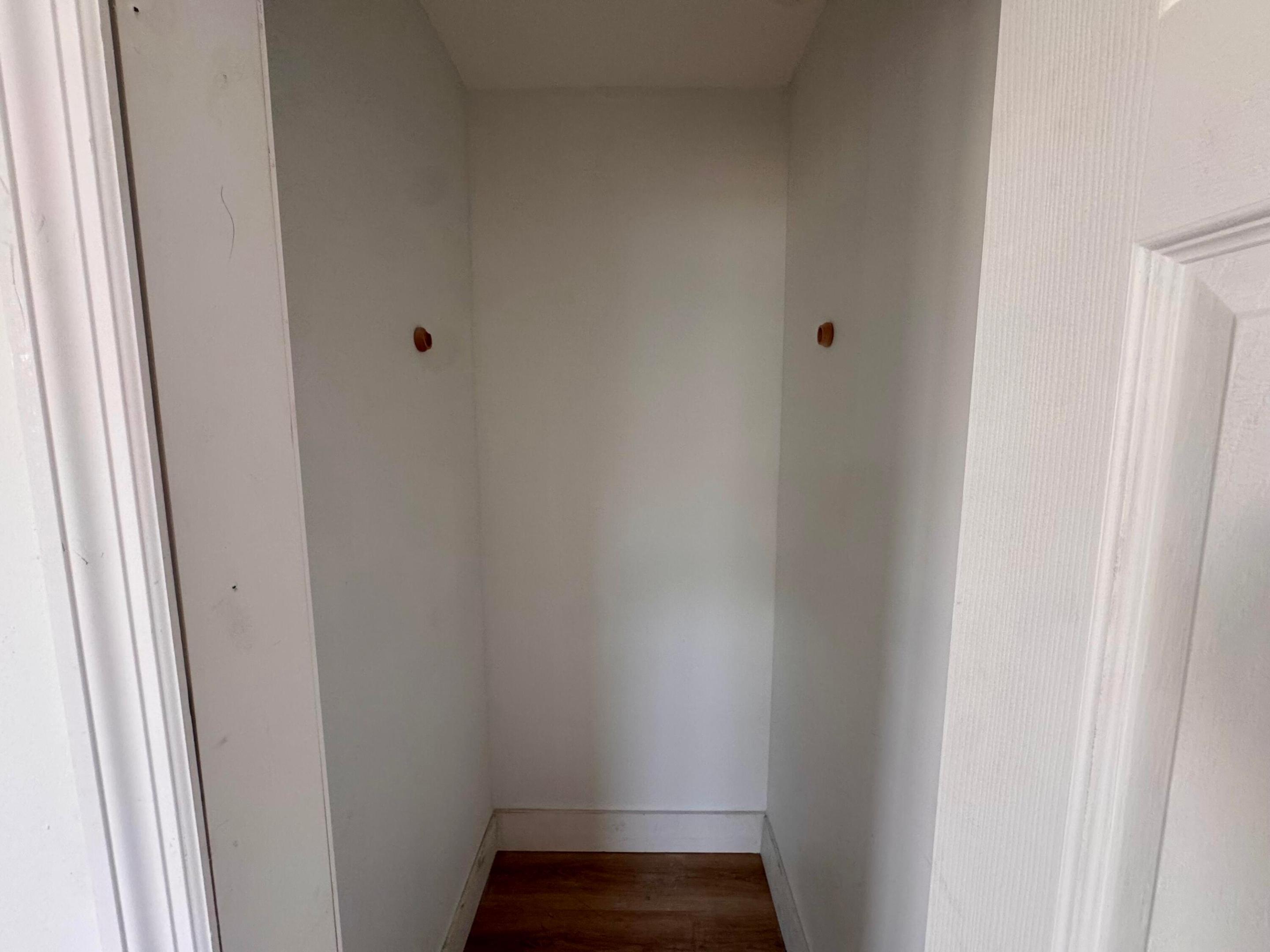 2513 Avenue E Property Photo 10