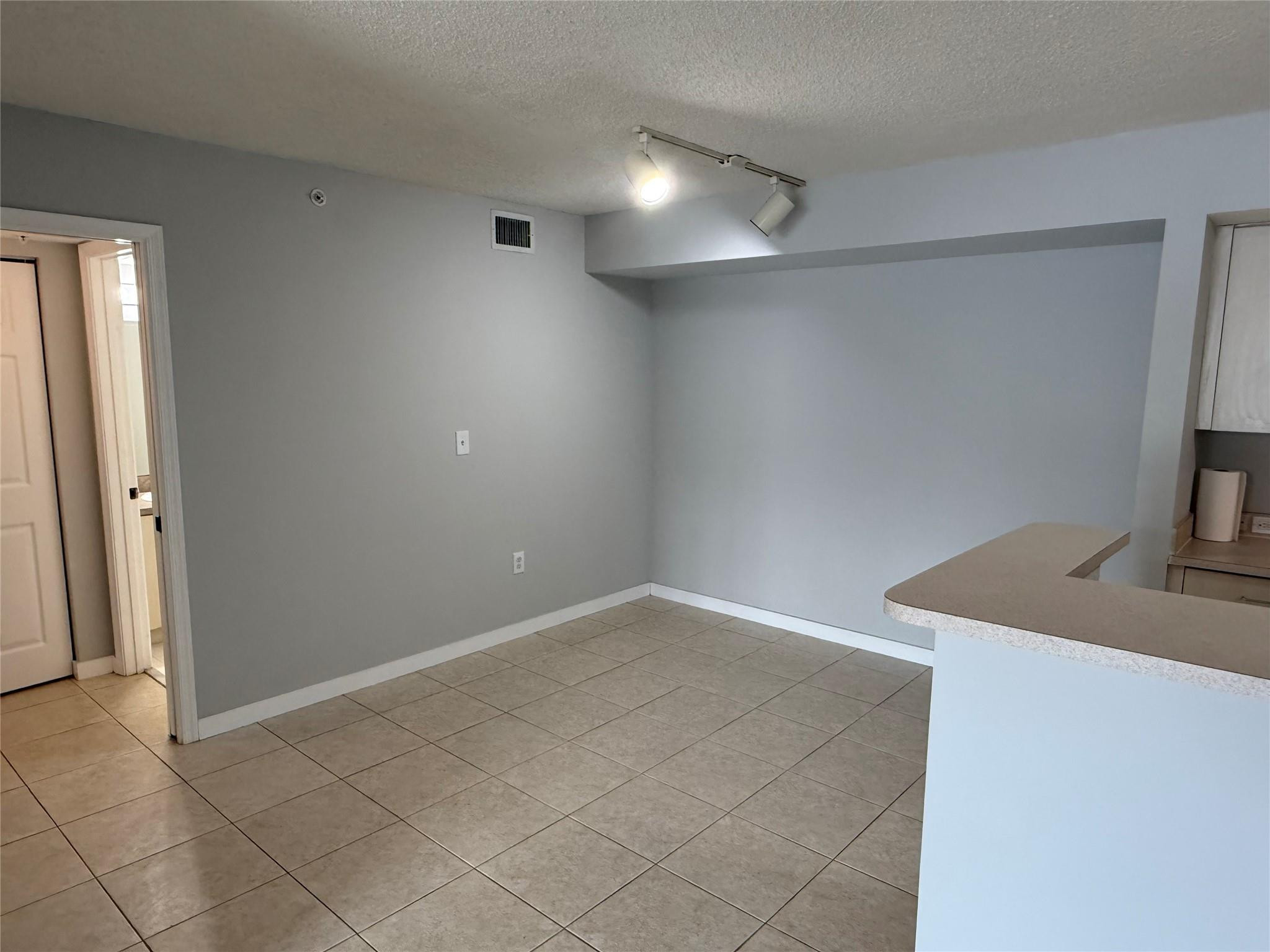 11165 Sw 6th Street 204 Property Photo 24