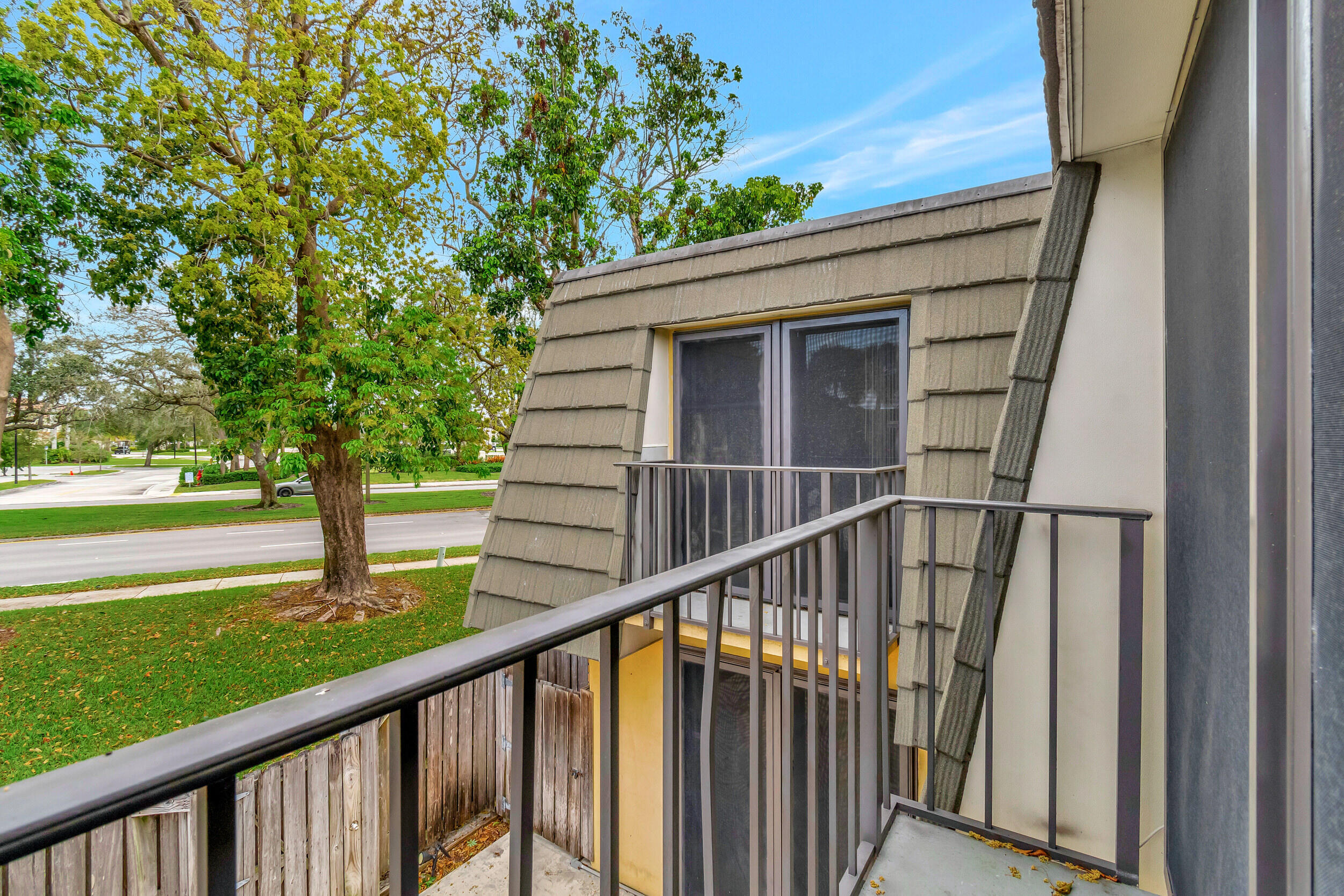 311 3rd Way Property Photo 35