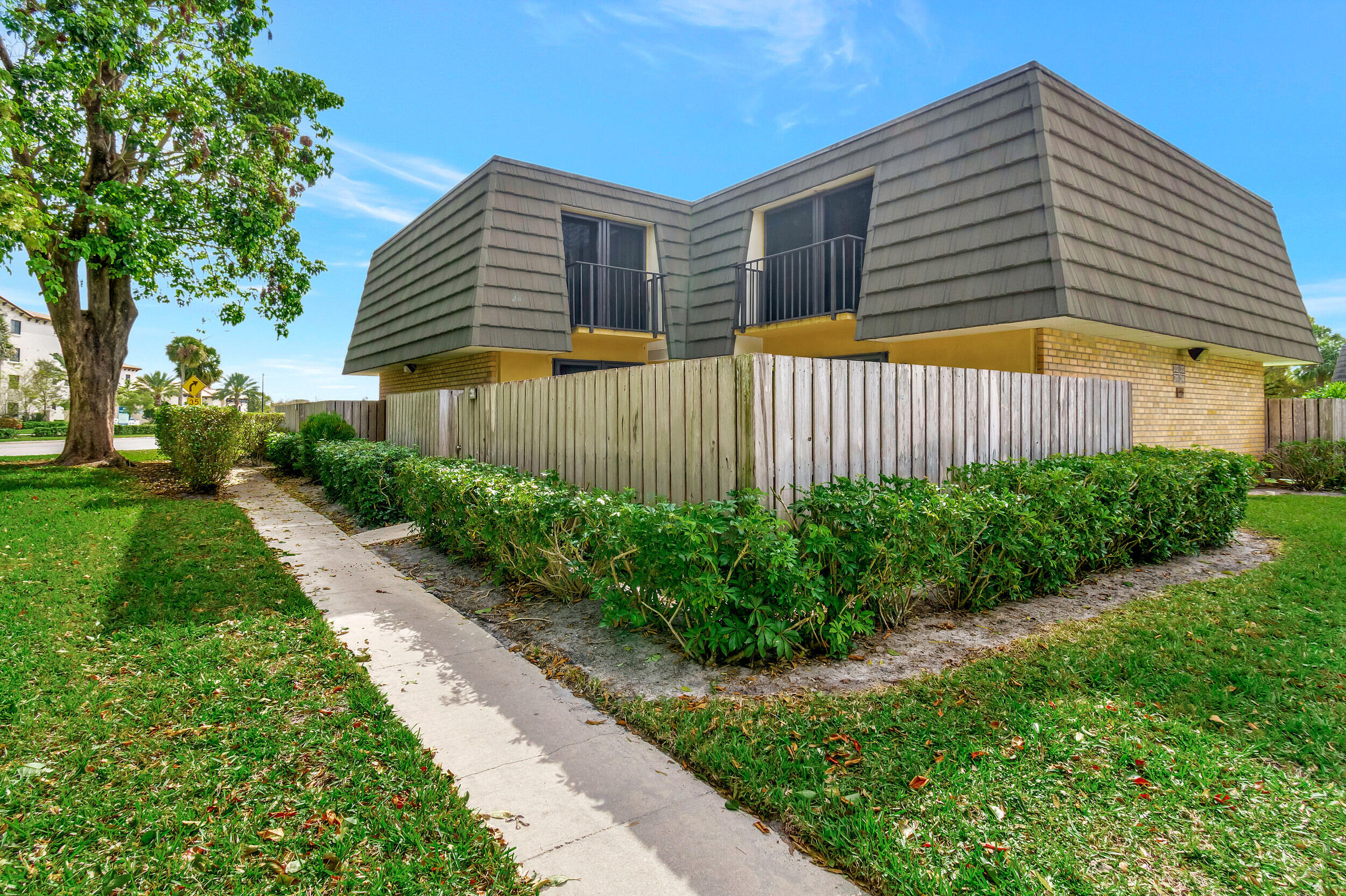 311 3rd Way Property Photo 38