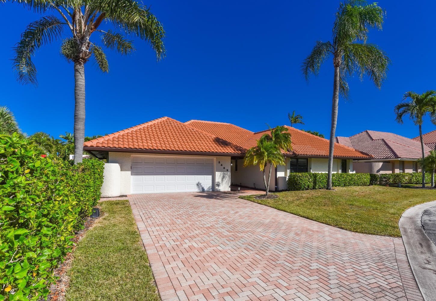 1469 Via Privada Property Photo 2