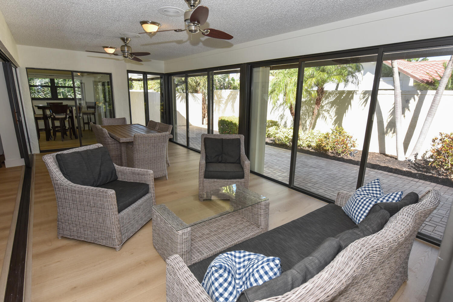 1469 Via Privada Property Photo 9
