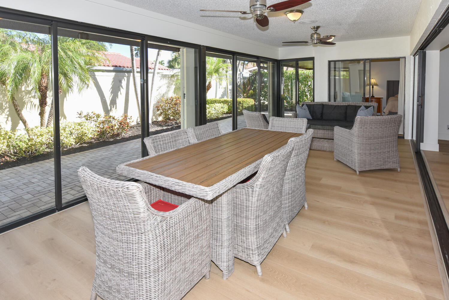 1469 Via Privada Property Photo 11