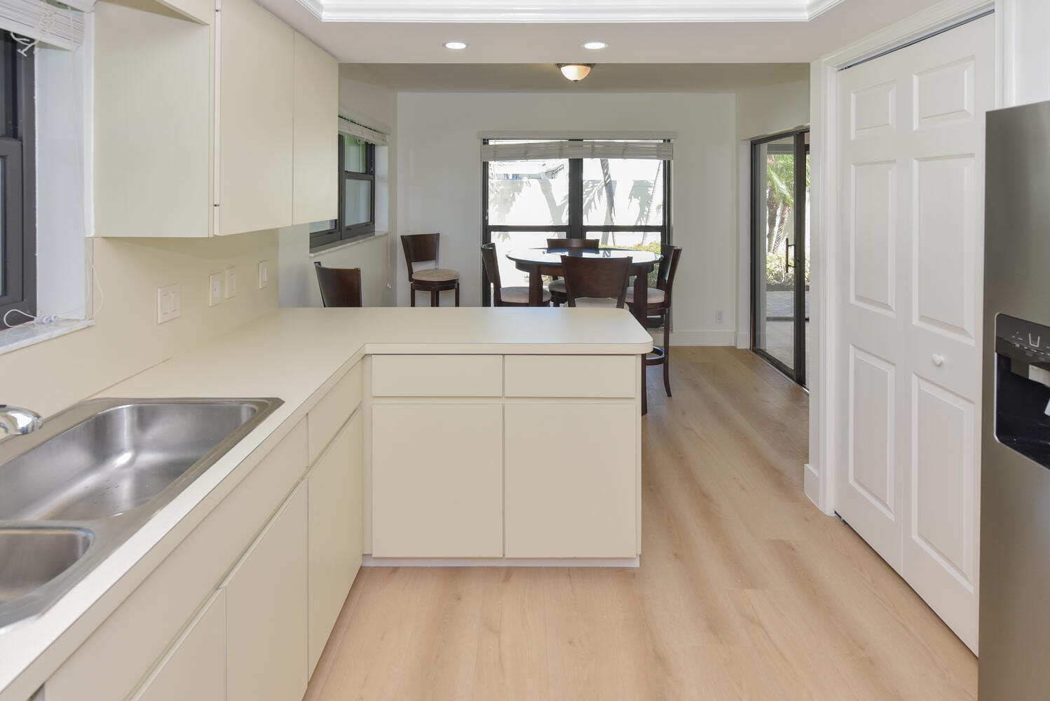 1469 Via Privada Property Photo 19