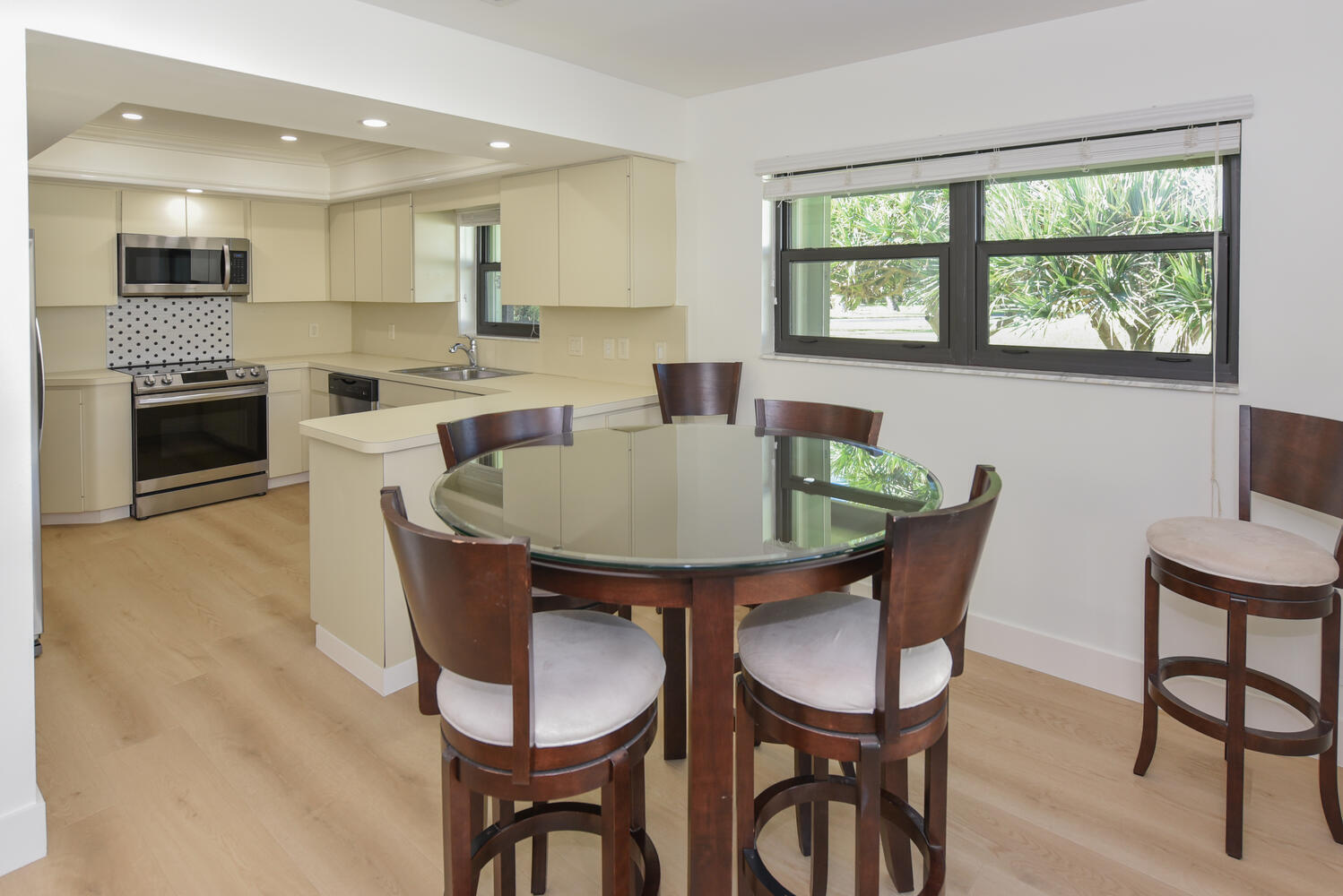 1469 Via Privada Property Photo 20