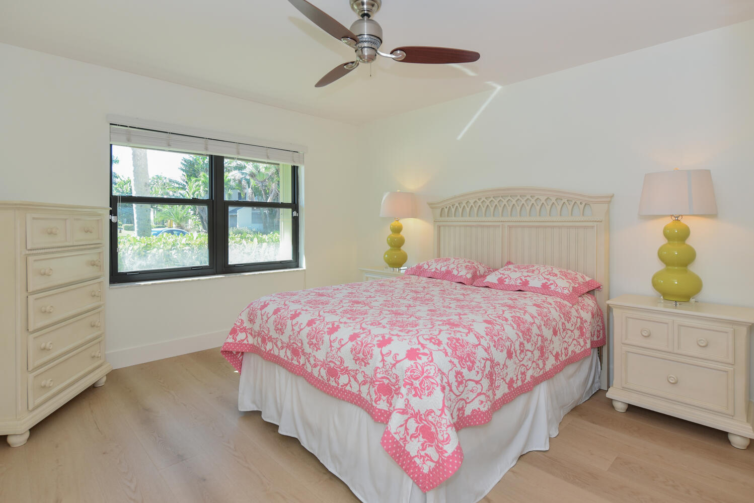 1469 Via Privada Property Photo 30