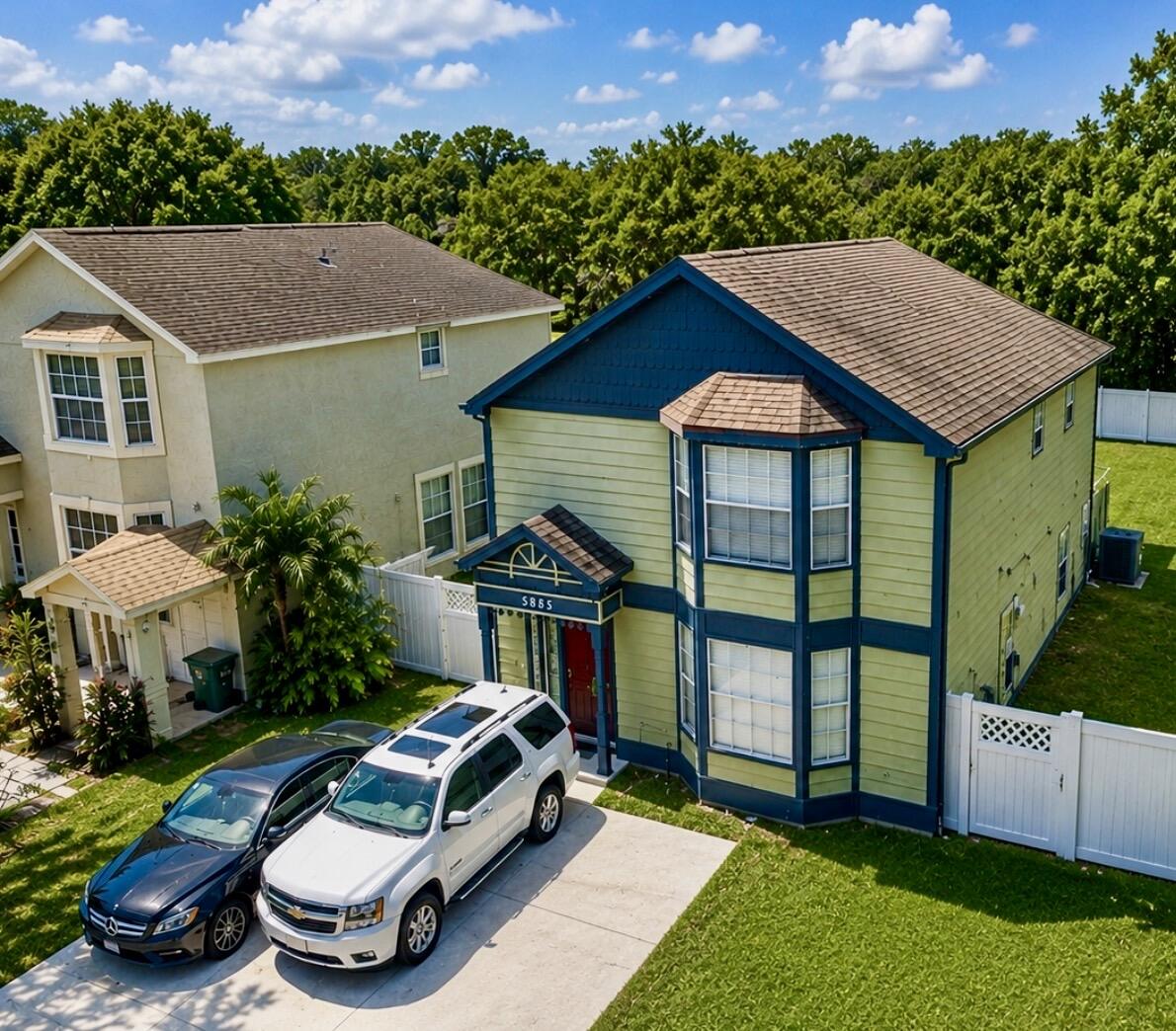 5885 Rambler Rose Way