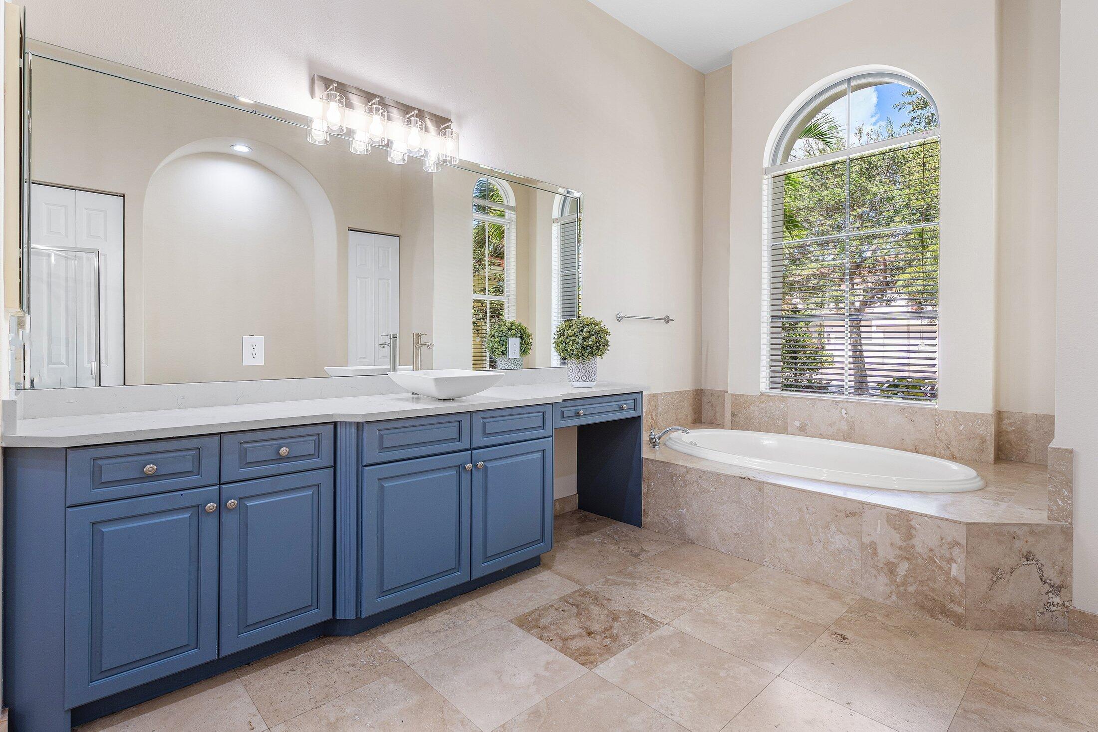3381 Lago De Talavera Property Photo 35