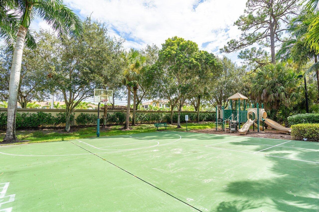 3381 Lago De Talavera Property Photo 78