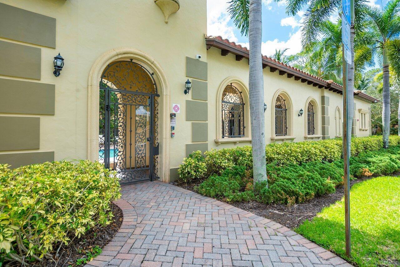 3381 Lago De Talavera Property Photo 79