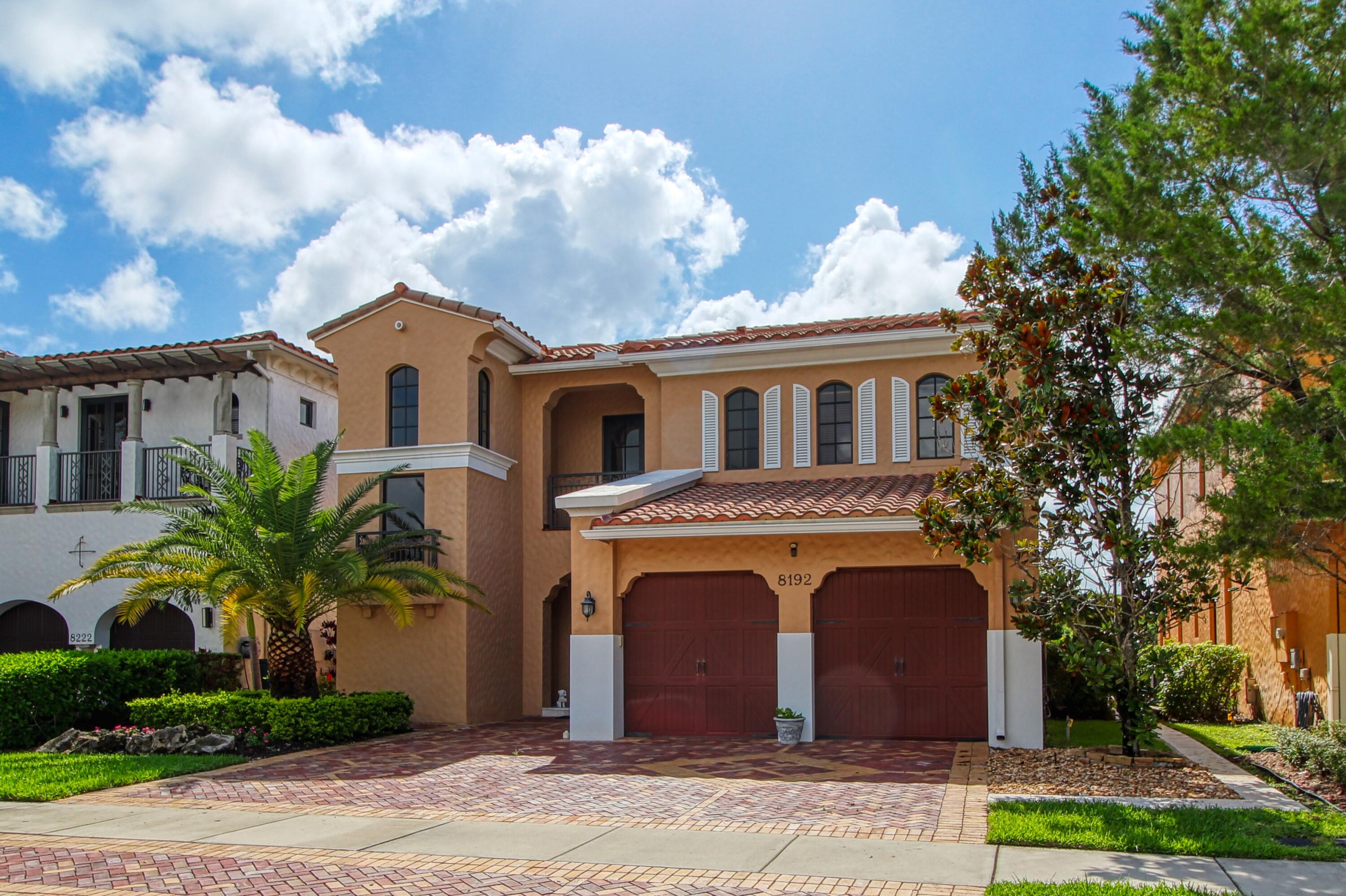 8192 Canopy Terrace Property Photo 3