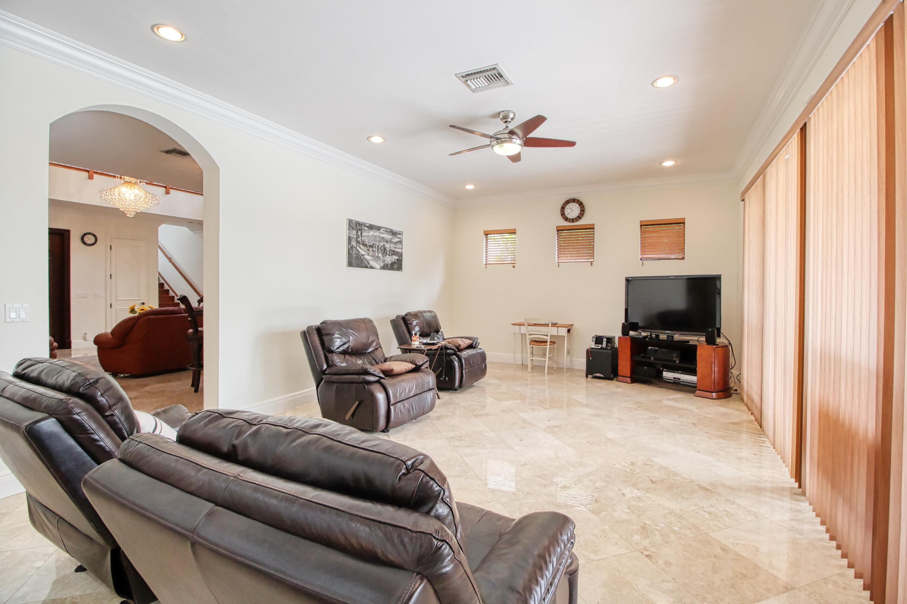 8192 Canopy Terrace Property Photo 15