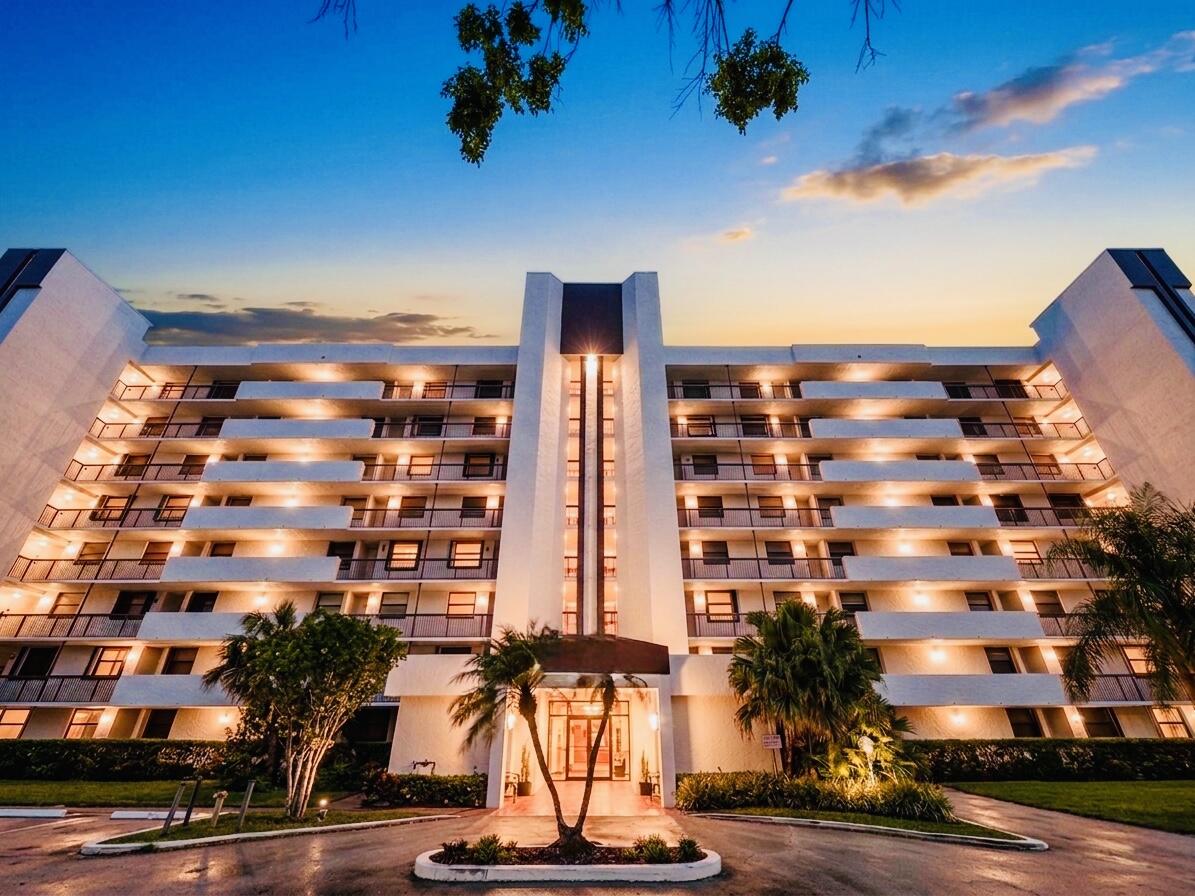 1266 S Military Trail 561