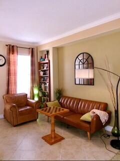 6898 Julia Gardens Drive Property Photo 5