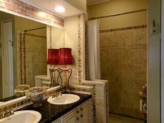 6898 Julia Gardens Drive Property Photo 22