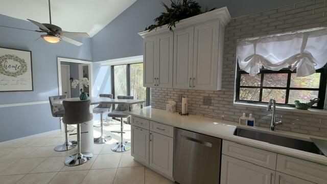 425 Deer Creek Path E Property Photo 29