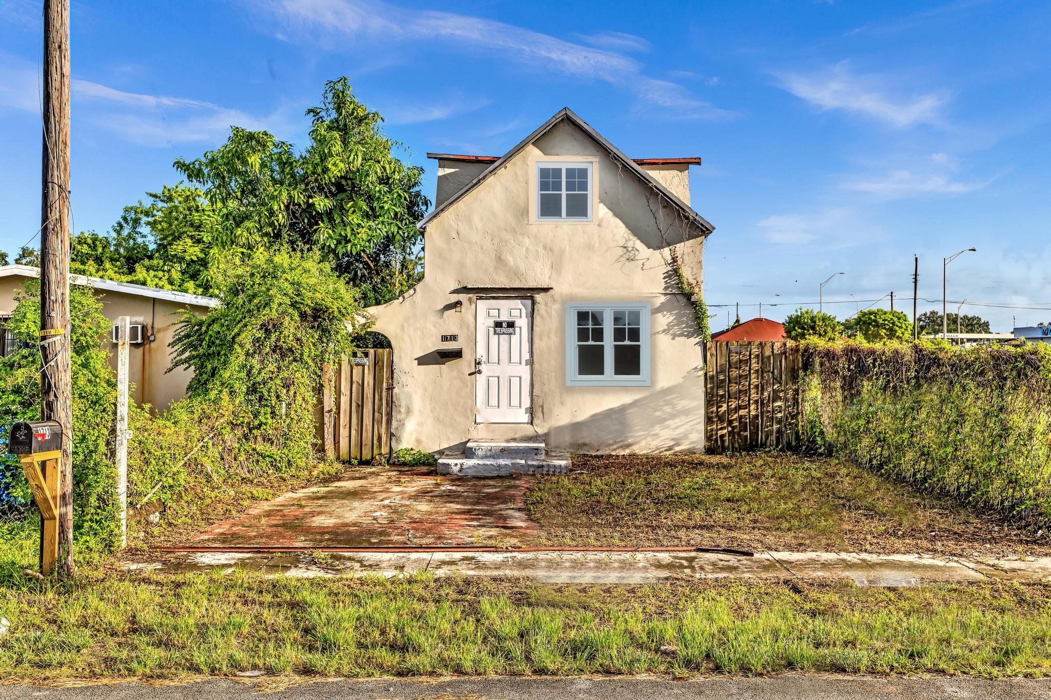 1713 NW 76th Terrace