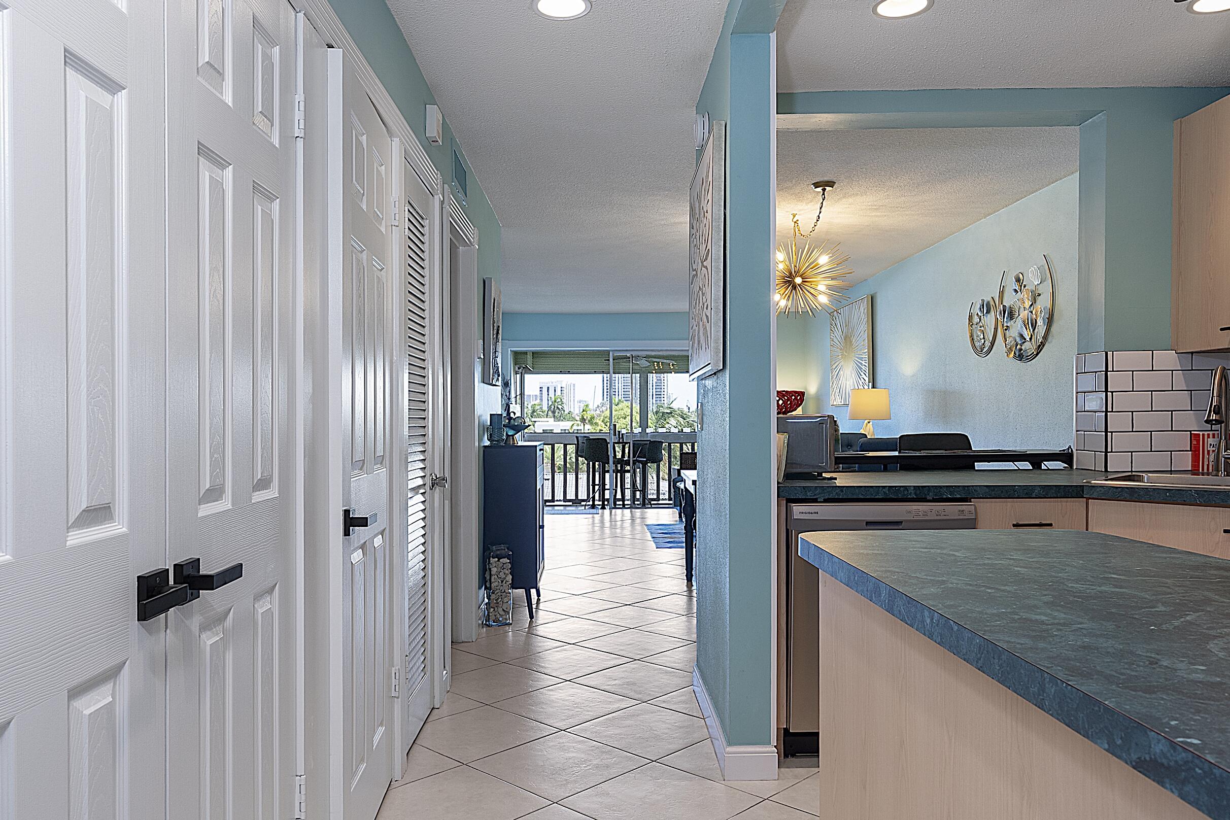 455 Paradise Isle Boulevard 404 Property Photo 15